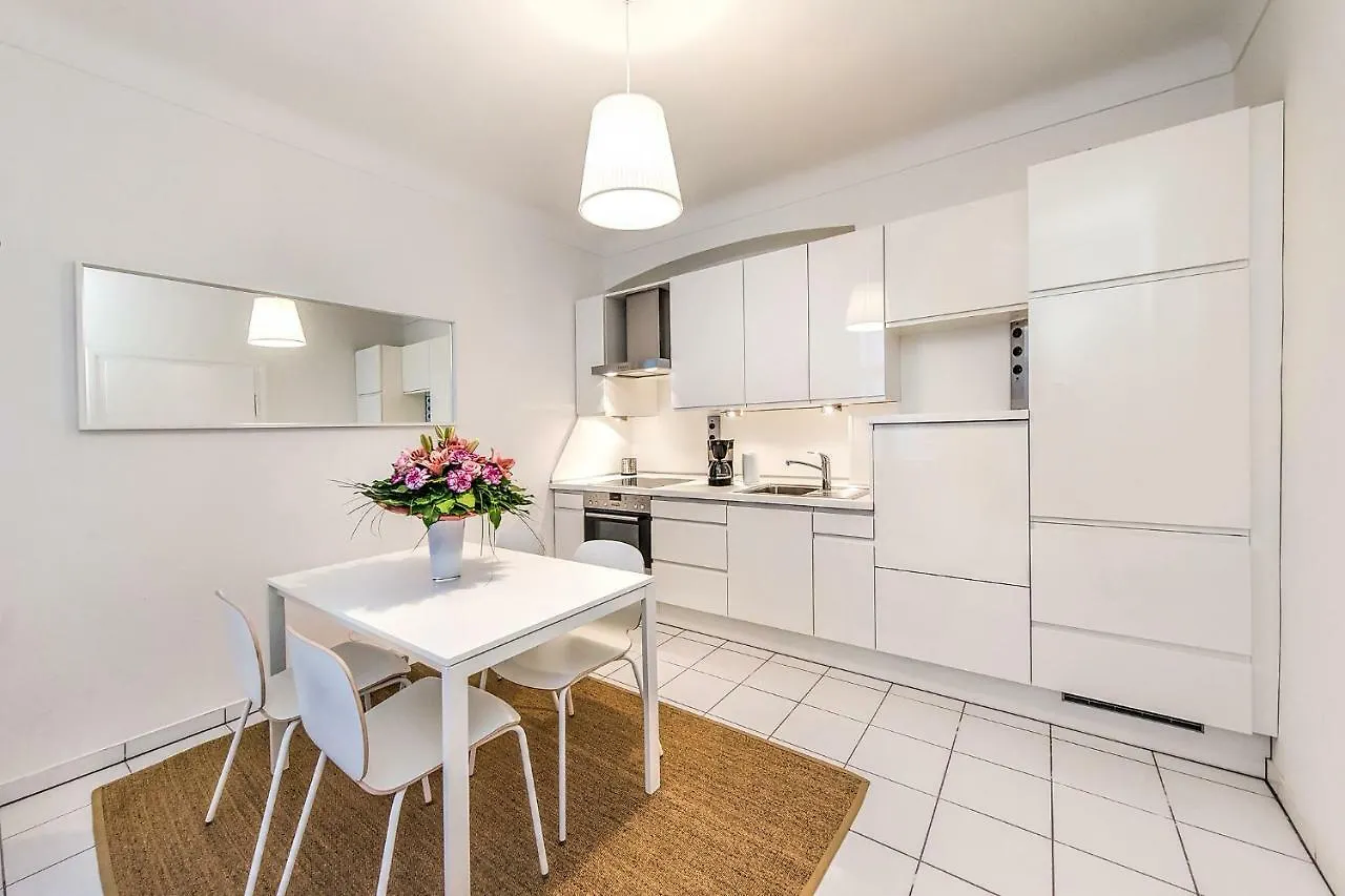 Beautiful City Apartment At Famous Ballgasse Vienna